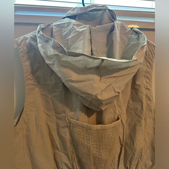 FP Movement Off The Grid Vest Utility Cargo Hooded Hiking Beige/Khaki Bone Small - Picture 7 of 12
